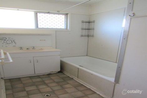 Property photo of 22 Eucalyptus Street Blackwater QLD 4717