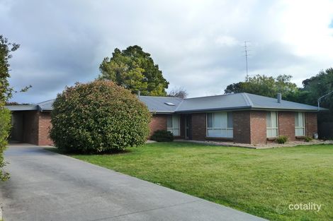 10 Dean Ct, Elliminyt, VIC 3250