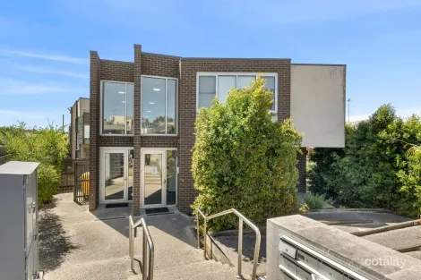 Property photo of 1/4 Ficinia Mews Highton VIC 3216