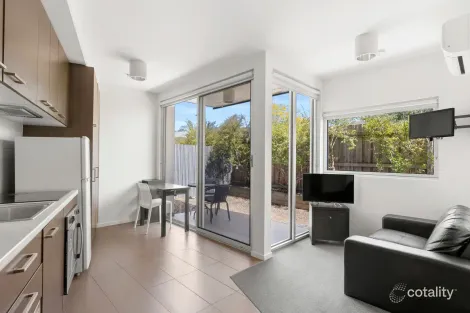 Property photo of 1/4 Ficinia Mews Highton VIC 3216