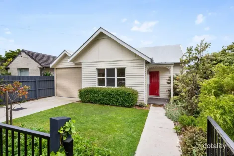 Property photo of 11 Robinsons Road Seaford VIC 3198