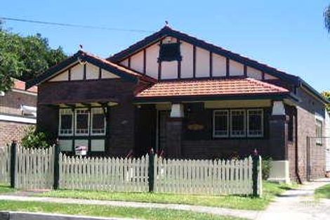 25 Howard St, Canterbury, NSW 2193