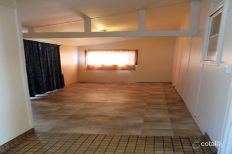 Property photo of 39 Cook Road Bakers Hill WA 6562