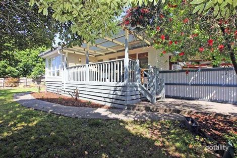Property photo of 1 Dunn Street Watsonia VIC 3087