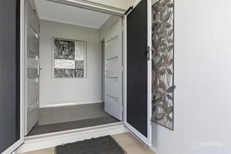 Property photo of 34 Ray Gardiner Vista Tapping WA 6065
