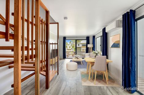 Property photo of 2/28 Third Avenue Sandgate QLD 4017