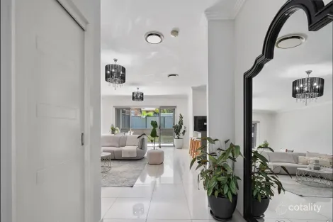 Property photo of 6 Warwick Road Merrylands NSW 2160