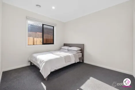 Property photo of 15 Pinaster Street Wallan VIC 3756