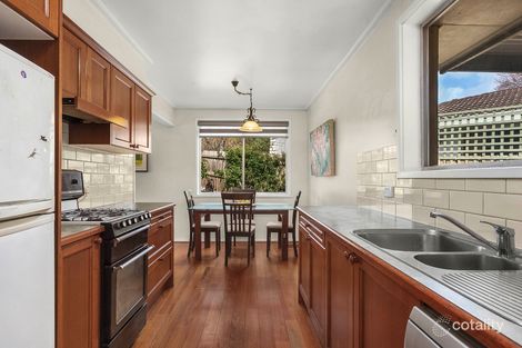 Property photo of 10 Albany Court Macleod VIC 3085