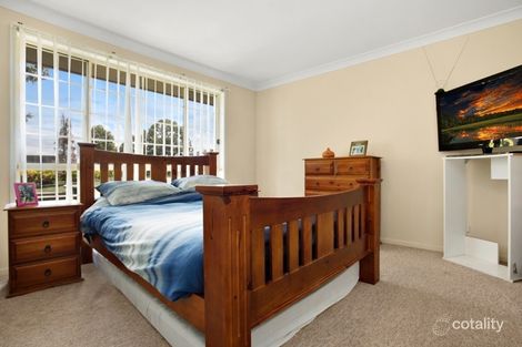 Property photo of 18 Hibiscus Crescent Aberglasslyn NSW 2320