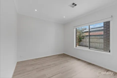 Property photo of 2/8 Loller Street Springvale VIC 3171