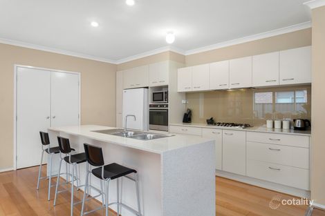 Property photo of 15 Paddys Place South Morang VIC 3752