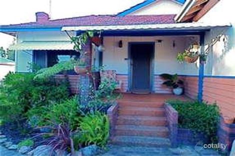 Property photo of 36 Oldham Crescent Hilton WA 6163