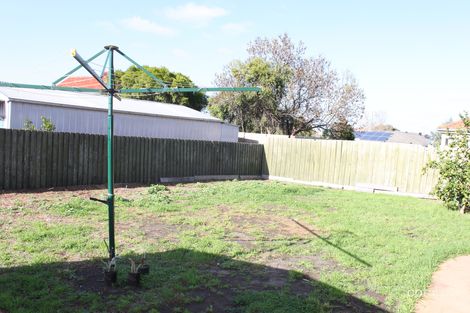 Property photo of 10 Exmouth Road Craigieburn VIC 3064