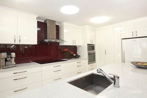 Property photo of 33 Cootharaba Drive Helensvale QLD 4212