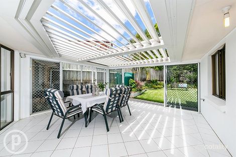 16 Lambourn St, Chapel Hill, QLD 4069