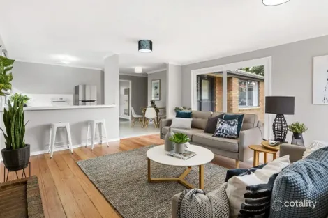 Property photo of 4 Lynne Court Langwarrin VIC 3910