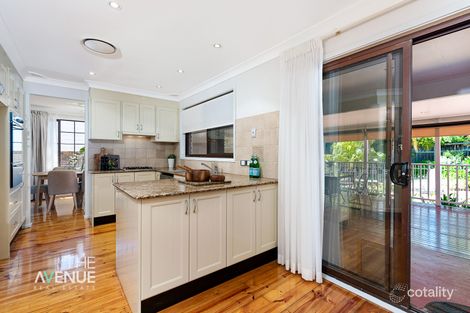 Property photo of 23 Yanderra Grove Cherrybrook NSW 2126