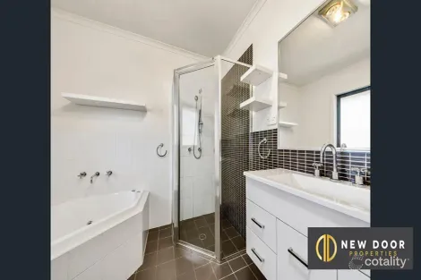 Property photo of 68 Megalong Crescent Harrison ACT 2914
