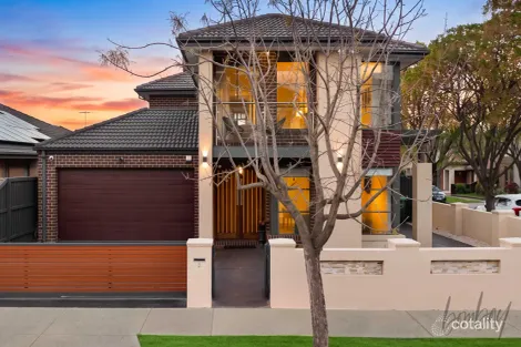 Property photo of 2 Abbotsley Road Wollert VIC 3750