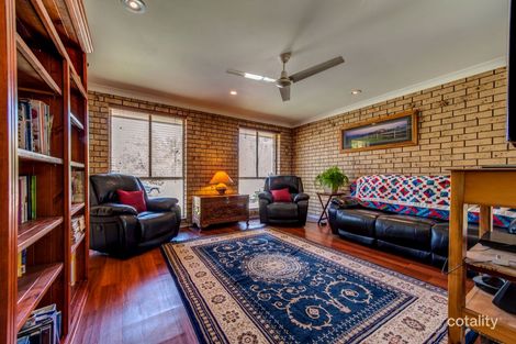 16 Orana St, Redbank Plains, QLD 4301