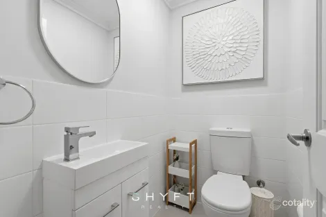 Property photo of 2/201 Anchorage Drive Mindarie WA 6030