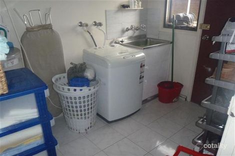 Property photo of 2 Dorset Close Wakeley NSW 2176