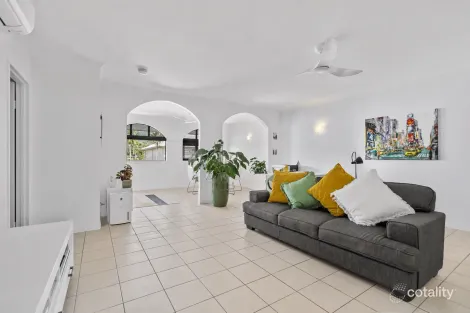 20/81-85 Cedar Rd, Palm Cove, QLD 4879