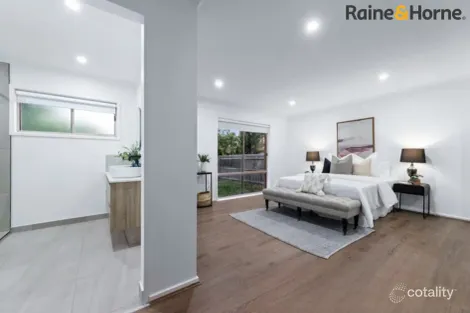 Property photo of 46 Smethurst Avenue Pakenham VIC 3810