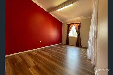 Property photo of 70 Edgar Street Macquarie Fields NSW 2564