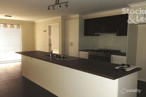 Property photo of 6 Nepeta Way Pakenham VIC 3810