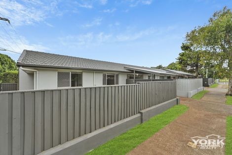 406 Tor St, Newtown, QLD 4350