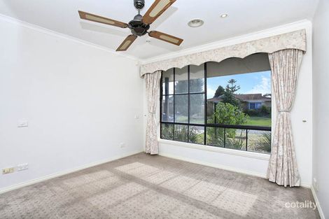 Property photo of 5 Terrell Court Roxburgh Park VIC 3064
