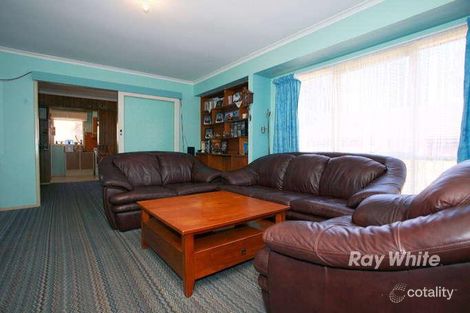 Property photo of 47 Woomera Avenue Keysborough VIC 3173