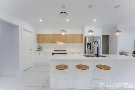 Property photo of 5 Madden Street Oran Park NSW 2570