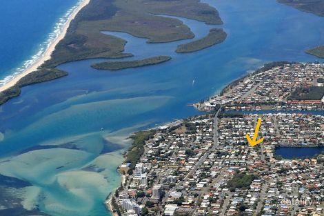 1/17 Wavell Ave, Golden Beach, QLD 4551