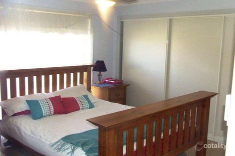 Property photo of 19 Kaldari Crescent Glenfield Park NSW 2650