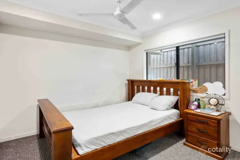 Property photo of 4 Baines Court Pimpama QLD 4209