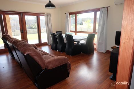 Property photo of 174 Newlands Drive Paynesville VIC 3880
