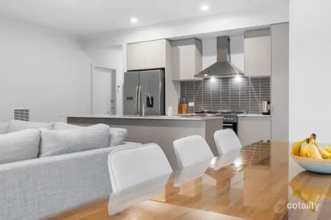 Property photo of 31 Lugano Avenue Alfredton VIC 3350