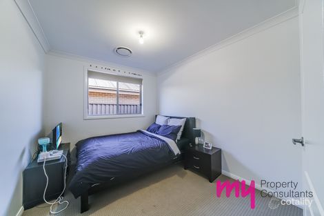 24 Reynolds St, Spring Farm, NSW 2570