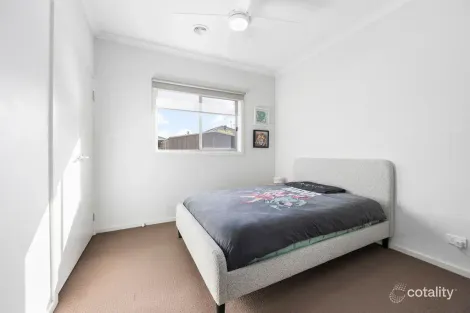 Property photo of 31 Lugano Avenue Alfredton VIC 3350