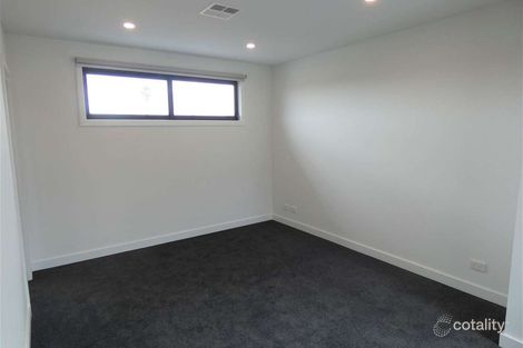 Property photo of 4/207 Warrigal Road Cheltenham VIC 3192