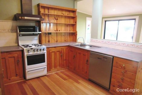 Property photo of 16 Station Road Montmorency VIC 3094