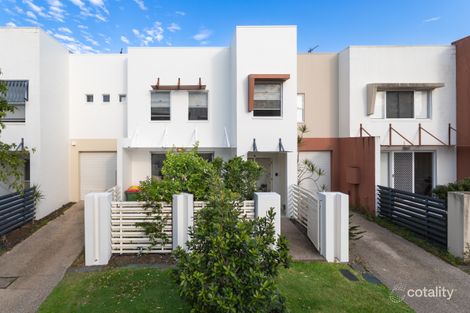 Property photo of 10 Lonsdale Place Varsity Lakes QLD 4227