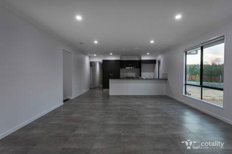 Property photo of 2 Pike Lane Spring Mountain QLD 4300