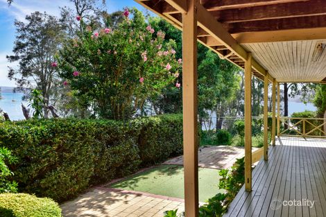 Property photo of 23 Berry Avenue Green Point NSW 2251