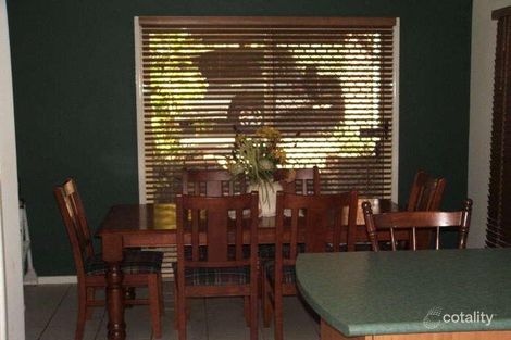 Property photo of 14 Eildon Close Munruben QLD 4125