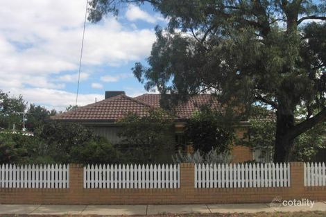 5 Middle St, Hadfield, VIC 3046