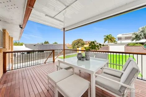 Property photo of 4 Gonzales Street Macgregor QLD 4109